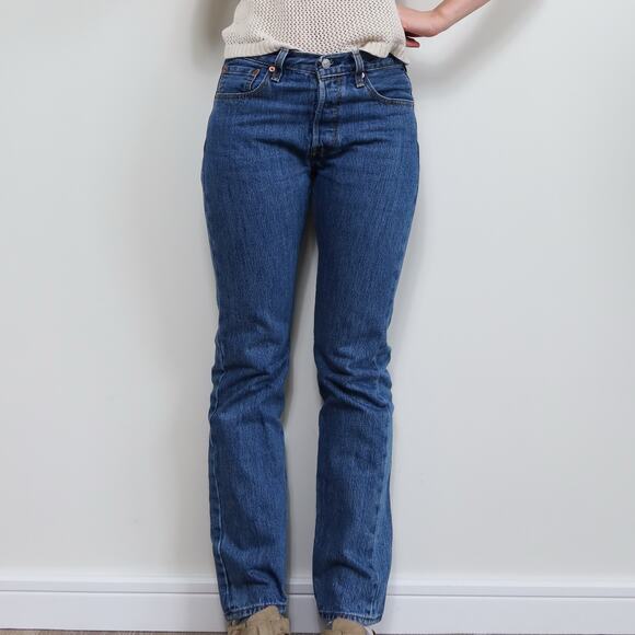 Levi's Blue Straight Leg Women's Jeans - Picture 11 of 13